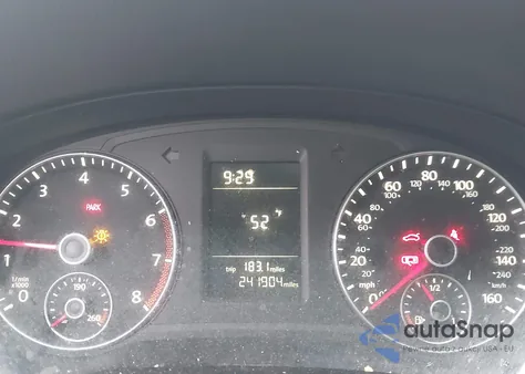 2012 Volkswagen Passat 2.5L S z USA, uszkodzony, nr VIN 1VWAP7A38CC026671